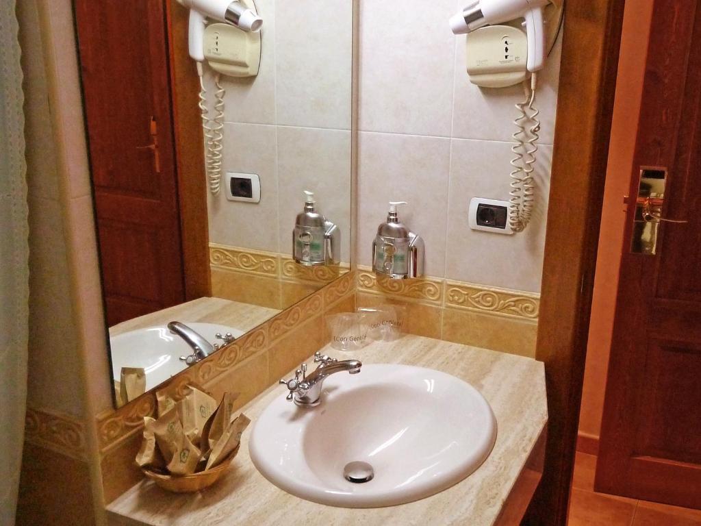Hotel Bellpi Andorra-a-Velha Quarto foto
